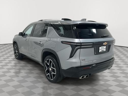 Sterling Gray Metallic 2026 Chevrolet Traverse High Country