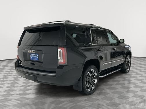 2019 GMC Yukon SLT
