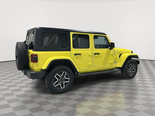 2024 Jeep Wrangler 4-Door Sahara