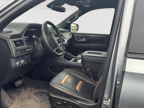 2024 GMC Yukon XL 4WD AT4