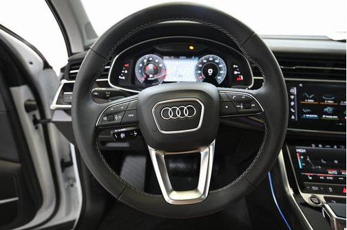 2026 Audi Q7 45 Premium