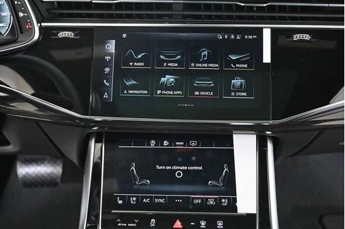 2025 Audi Q8 55 Premium