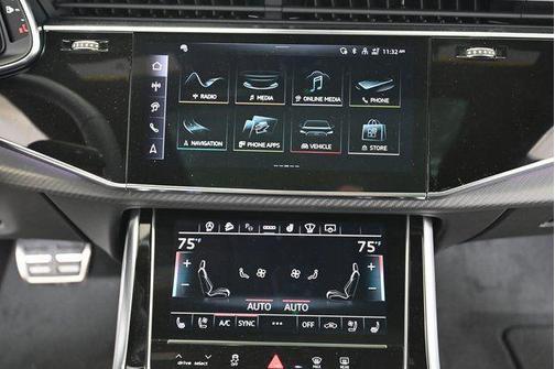 Glacier White Metallic 2026 Audi Q8 55 Premium