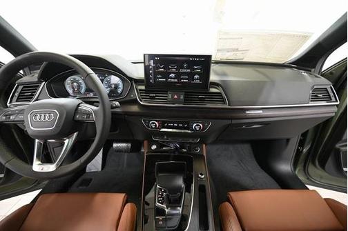 2025 Audi Q5 55 S line quattro Premium