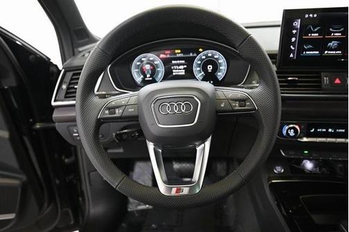 2025 Audi Q5 55 S line quattro Premium