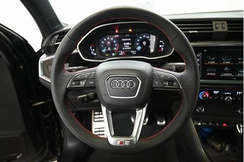 2025 Audi Q3 45 S line Premium