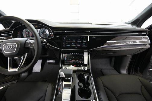 2026 Audi Q7 55 Premium Plus