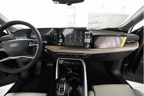 2025 Audi Q5 2.0T quattro Premium