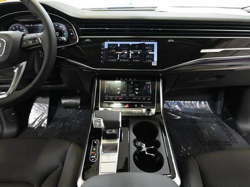 Silver 2026 Audi Q7 55 Premium Plus