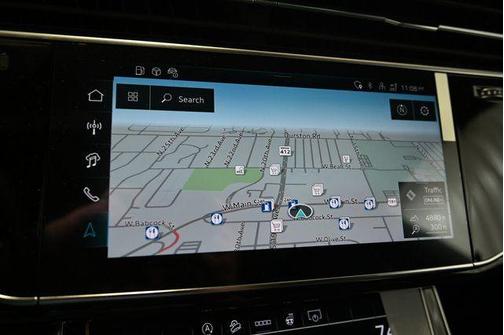 Daytona Gray Pearl Effect 2026 Audi Q8 55 Premium