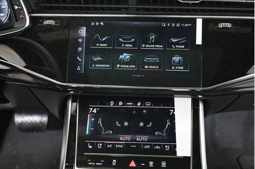 Daytona Gray Pearl Effect 2026 Audi Q8 55 Premium