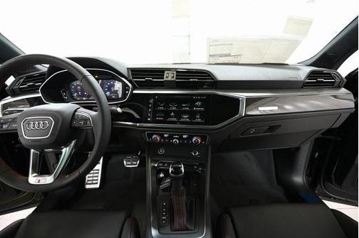 2025 Audi Q3 45 S line Premium