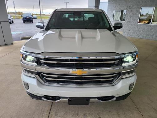 2017 Chevrolet Silverado 1500 High Country