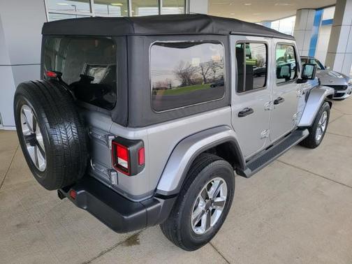 2020 Jeep Wrangler Unlimited Sahara