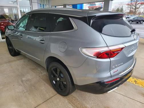 2024 Buick Enclave Essence AWD