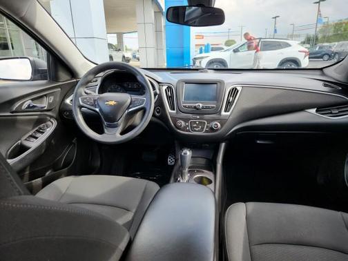 2017 Chevrolet Malibu 1LS
