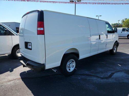2025 Chevrolet Express 2500 RWD 2500 Extended Wheelbase WT