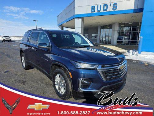 2023 Chevrolet Traverse LT Cloth