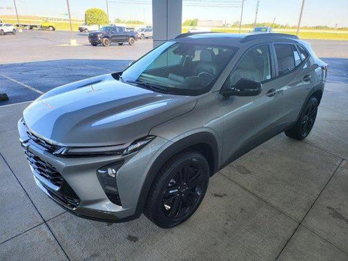 Sterling Gray Metallic 2026 Chevrolet Trax FWD ACTIV