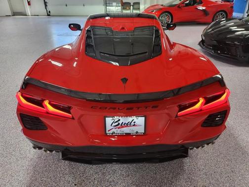 2026 Chevrolet Corvette Stingray w/1LT