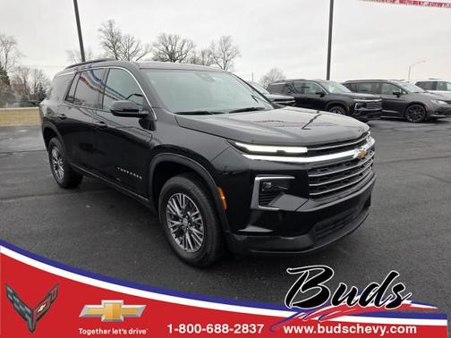 2025 Chevrolet Traverse LT