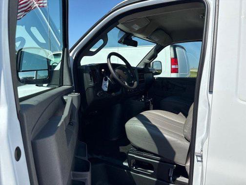 2025 Chevrolet Express 2500 RWD 2500 Extended Wheelbase WT