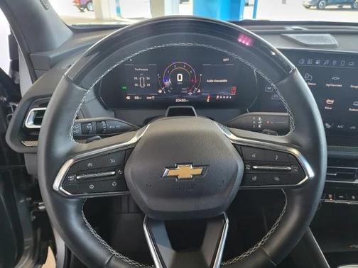 Gray 2025 Chevrolet Traverse High Country