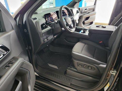 2025 Chevrolet Tahoe LS