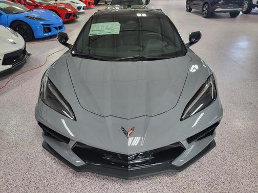 2025 Chevrolet Corvette Stingray w/2LT