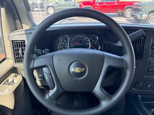 2025 Chevrolet Express 2500 RWD 2500 Extended Wheelbase WT
