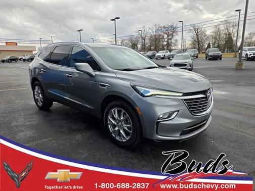 Moonstone Gray Metallic 2023 Buick Enclave Essence AWD