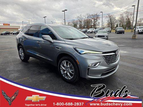 2023 Buick Enclave Essence AWD