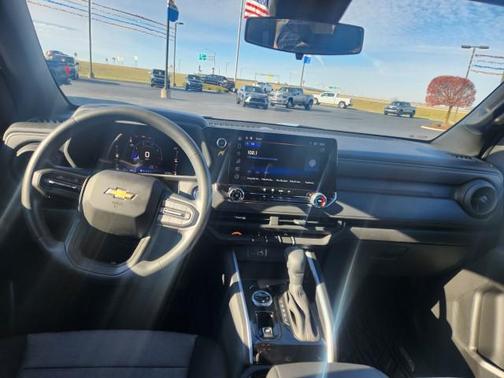 2023 Chevrolet Colorado WT