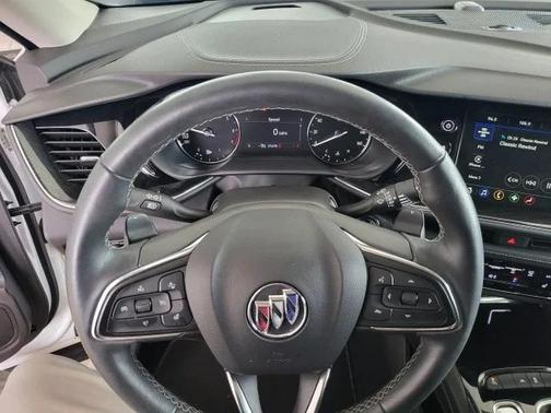 Summit White 2022 Buick Envision FWD Preferred