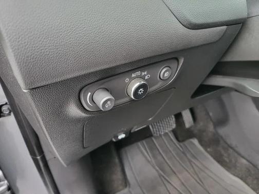 Moonstone Gray Metallic 2023 Buick Encore GX Preferred
