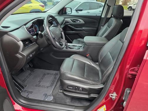 2021 Chevrolet Traverse RS