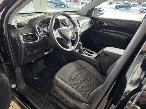 Mosaic Black Metallic 2024 Chevrolet Equinox 1LT