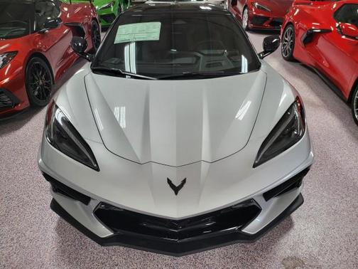 2026 Chevrolet Corvette Stingray w/2LT