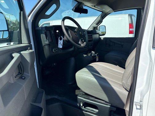 2025 Chevrolet Express 2500 RWD 2500 Extended Wheelbase WT