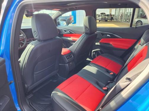 2025 Chevrolet Equinox EV RS