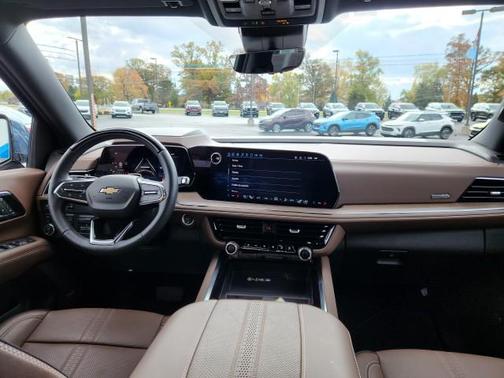 2025 Chevrolet Suburban 4WD High Country