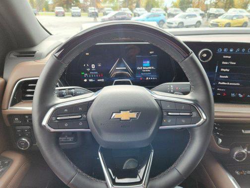 2025 Chevrolet Suburban 4WD High Country