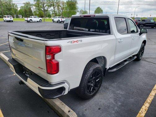 Summit White 2026 Chevrolet Silverado 1500 RST