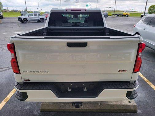 Summit White 2026 Chevrolet Silverado 1500 RST