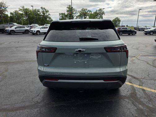 Cacti Green 2026 Chevrolet Equinox 1LT