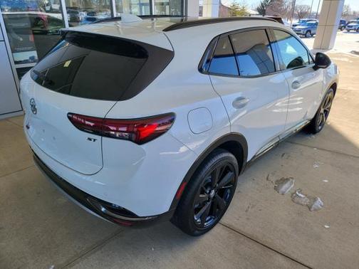 2022 Buick Envision FWD Preferred