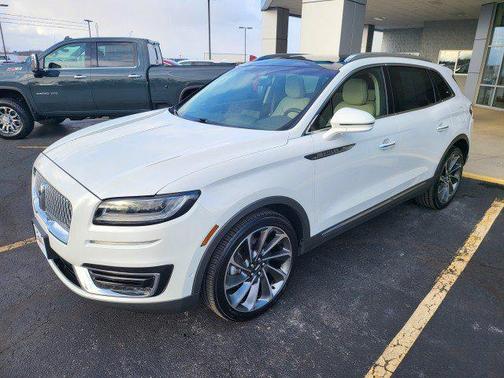 2020 Lincoln Nautilus Reserve