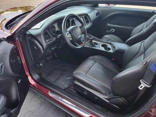 Octane Red Pearlcoat 2023 Dodge Challenger SXT