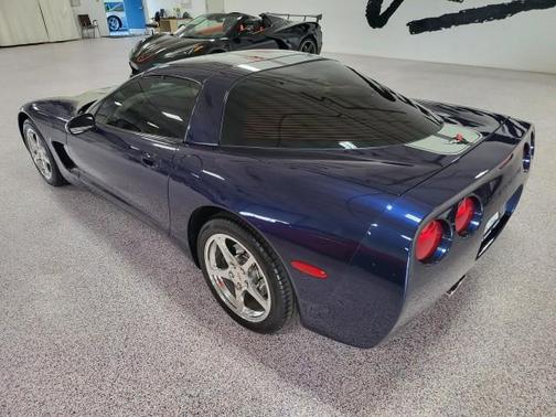 2000 Chevrolet Corvette Base
