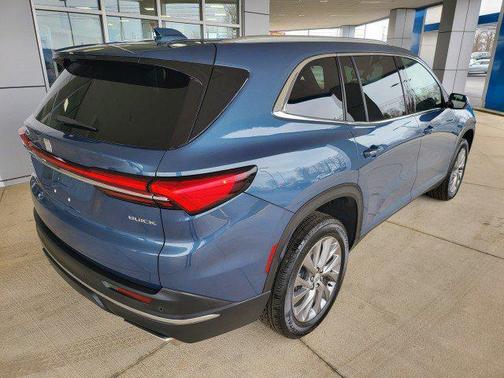 2025 Buick Enclave Preferred FWD